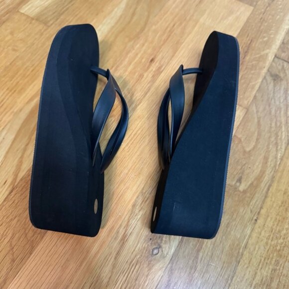 ✨3/$20✨ SHEIN Black Thong Flip Flops. NEW IN BAG. Size 5.5 - Picture 7 of 13
